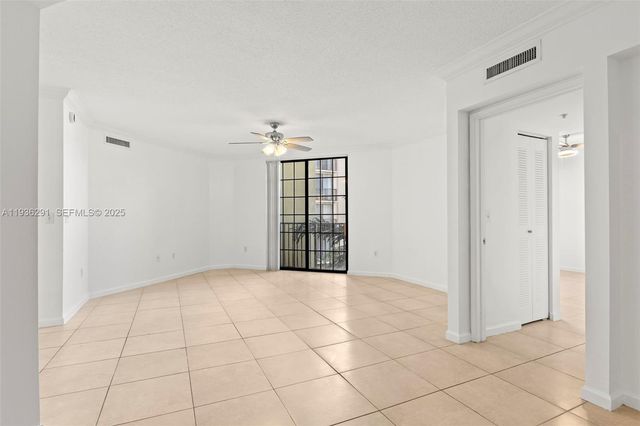 1919 Van Buren St 418A, Hollywood, FL 33020