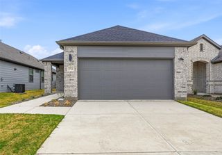 3711 White Rock Drive, Farmersville, TX 75442