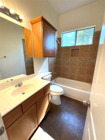 609 Franklin BLVD A, Austin, TX 78751