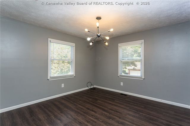 726 Lower Donally Road, Charleston, WV 25304