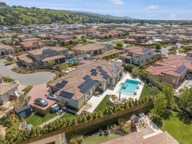 2165 Via Orista, Morgan Hill, CA 95037