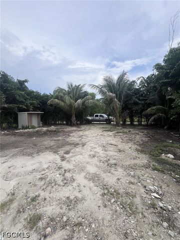 3616 Perkins LN, St James City, FL 33956