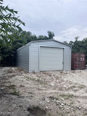 3616 Perkins LN, St James City, FL 33956