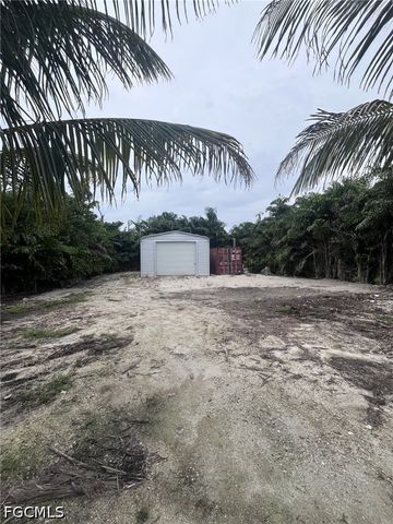 3616 Perkins LN, St James City, FL 33956