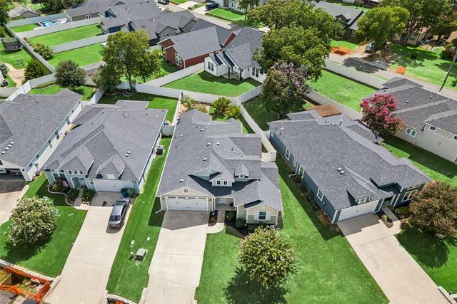 612 Myers Drive, Lake Dallas, TX 75065