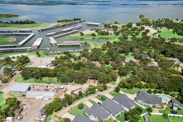 612 Myers Drive, Lake Dallas, TX 75065