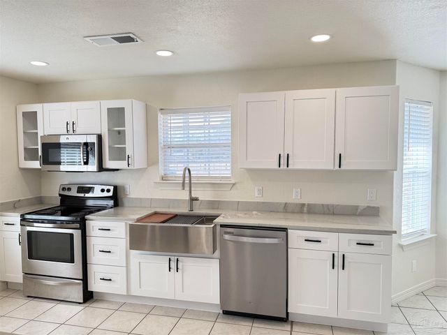 11560 Mobile Hwy, Pensacola, FL 32526