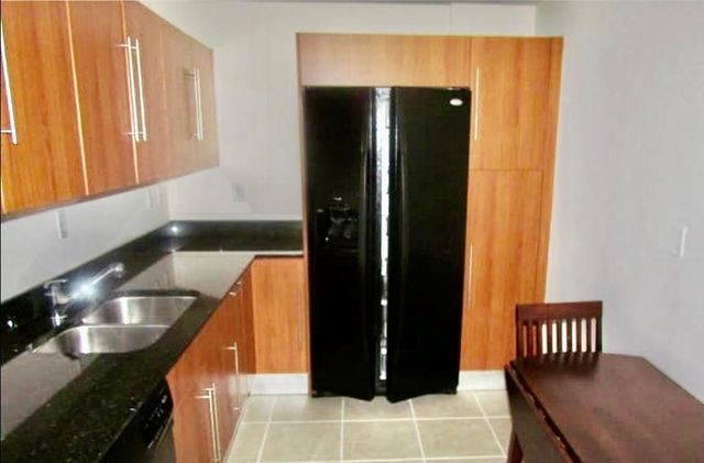 3001 S Ocean Drive 207, Hollywood, FL 33019