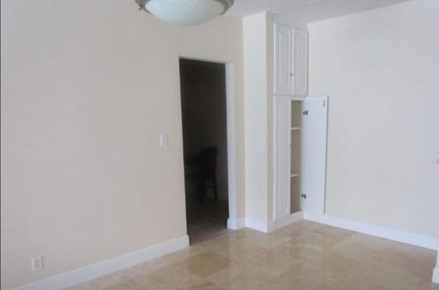 3001 S Ocean Drive 207, Hollywood, FL 33019