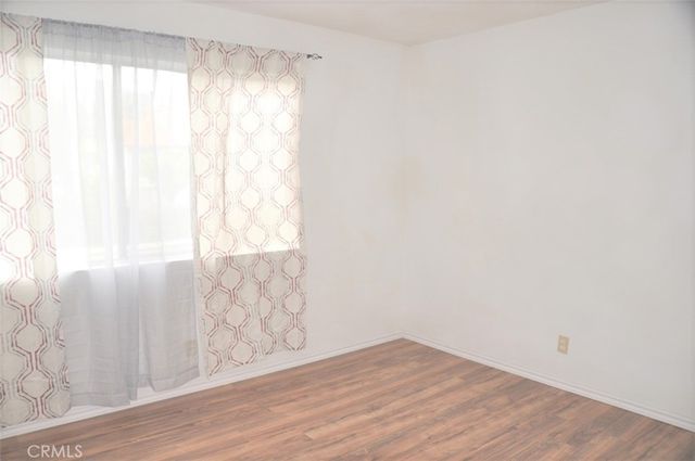 688 5th, Azusa, CA 91702