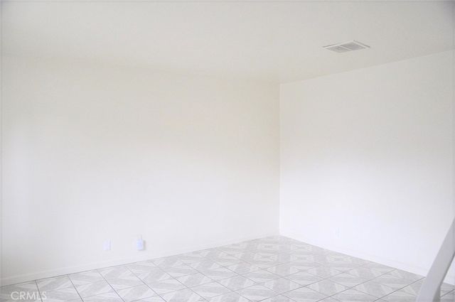 688 5th, Azusa, CA 91702
