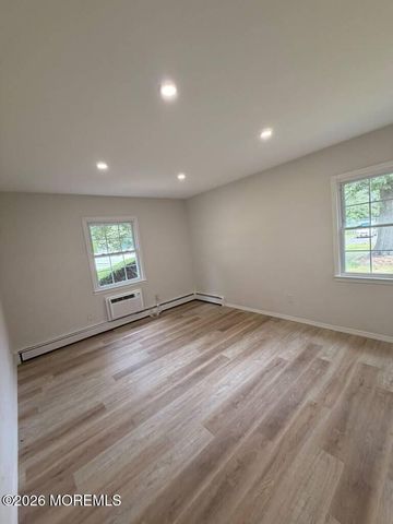 48 Stonehurst Boulevard C, Freehold, NJ 07728