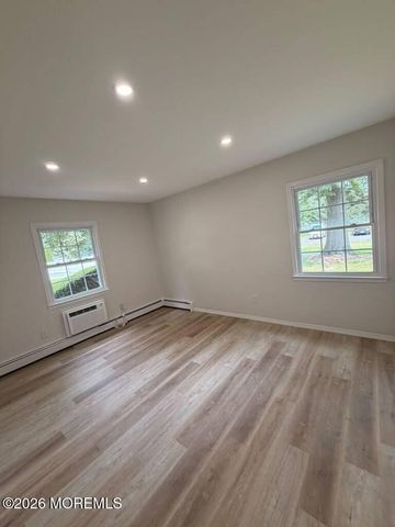 48 Stonehurst Boulevard C, Freehold, NJ 07728