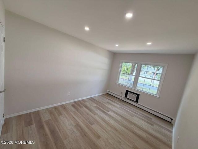 48 Stonehurst Boulevard C, Freehold, NJ 07728