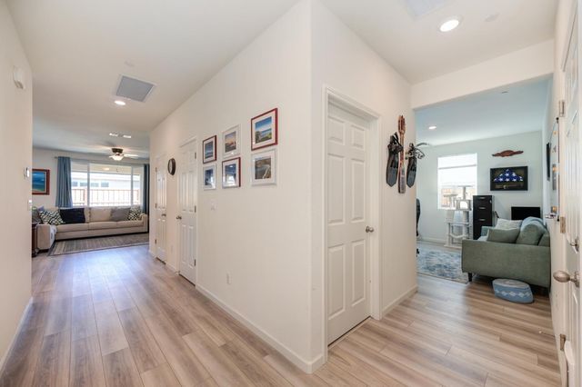 5140 Castleton Way, Roseville, CA 95747