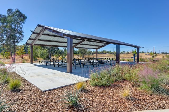 5140 Castleton Way, Roseville, CA 95747