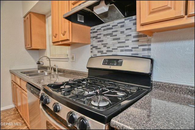 10648 Birthstone Drive, El Paso, TX 79935
