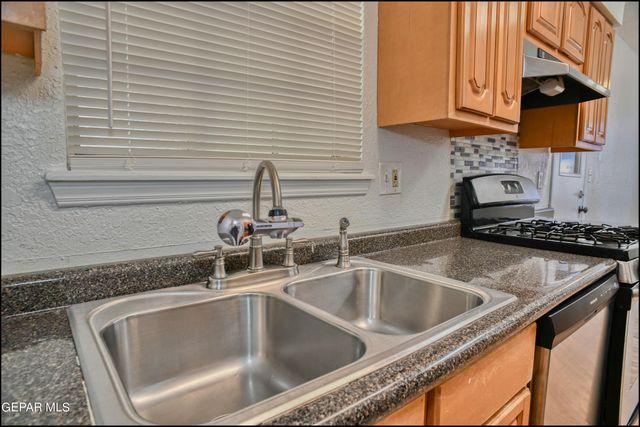 10648 Birthstone Drive, El Paso, TX 79935