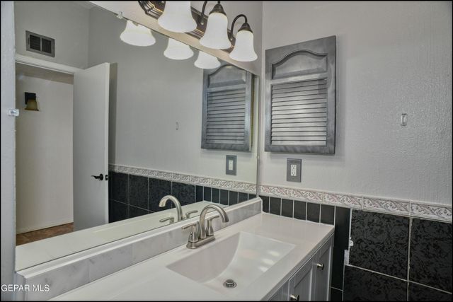 10648 Birthstone Drive, El Paso, TX 79935