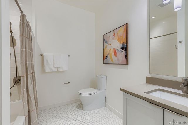 1750 Wewatta Street 1821, Denver, CO 80202