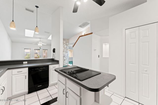59 FOX VALLEY Drive, Orange Park, FL 32073