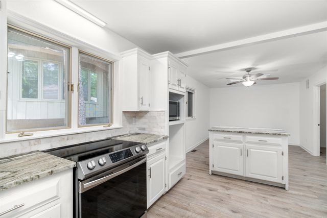 76 Malaga Way, Hot Springs Village, AR 71909