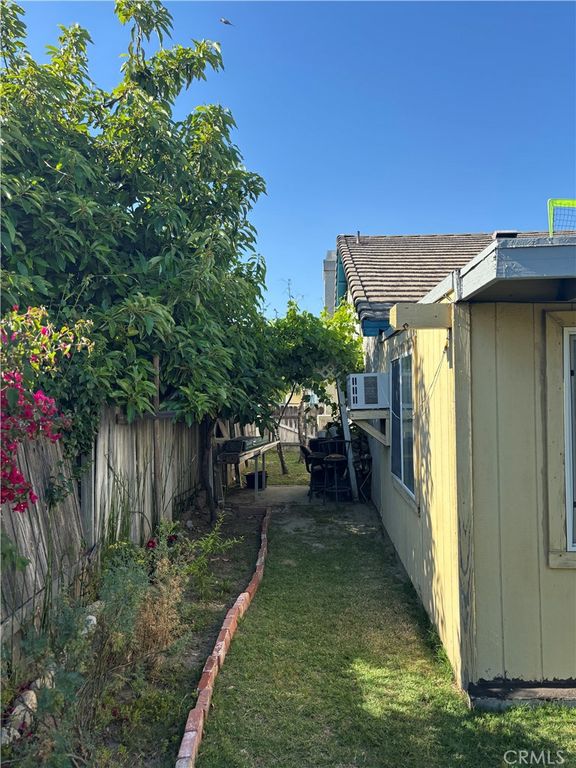 Image 18 of property listing at 2869 Rosarita Street, San Bernardino, CA 92407