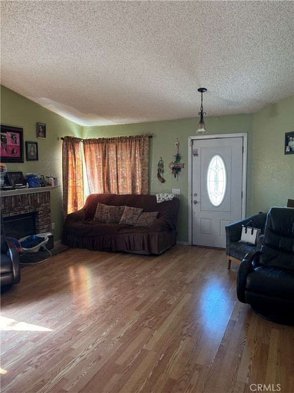 Image 3 of property listing at 2869 Rosarita Street, San Bernardino, CA 92407