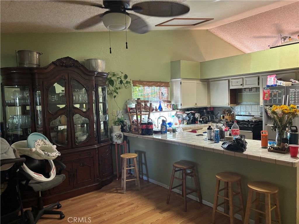 Image 4 of property listing at 2869 Rosarita Street, San Bernardino, CA 92407