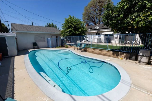 19320 Parthenia Street, Los Angeles, CA 91324