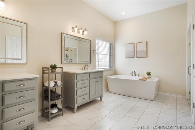 1510 Remington West Circle, Durant, OK 74701