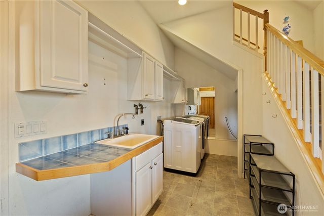 33111 78th Avenue E, Eatonville, WA 98328