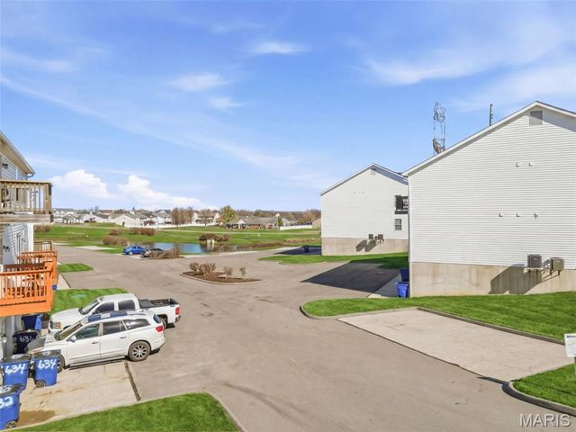 632 Homerun Drive 33N, O'fallon, MO 63366