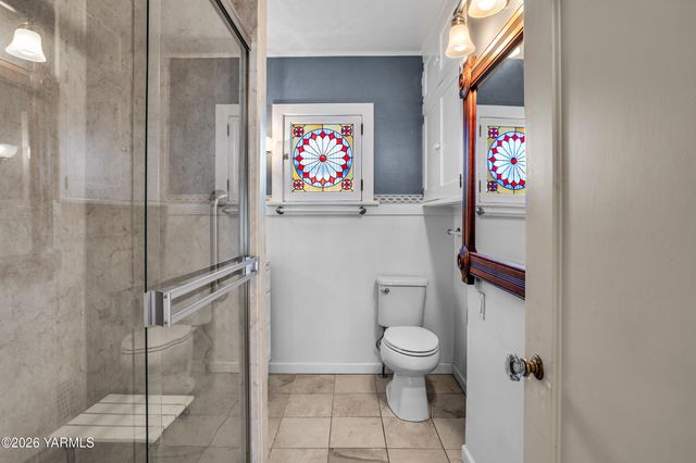 216 S 16th Ave, Yakima, WA 98902