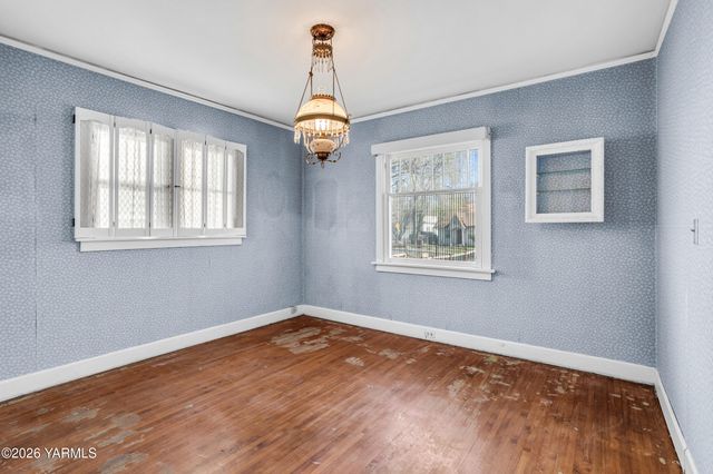 216 S 16th Ave, Yakima, WA 98902