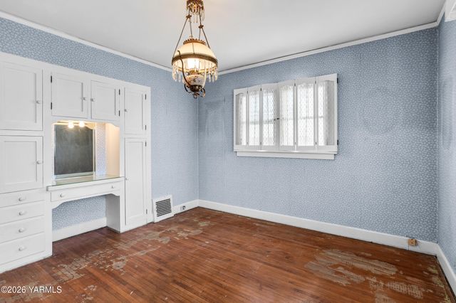 216 S 16th Ave, Yakima, WA 98902