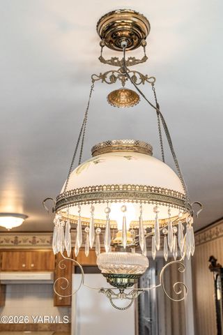 216 S 16th Ave, Yakima, WA 98902