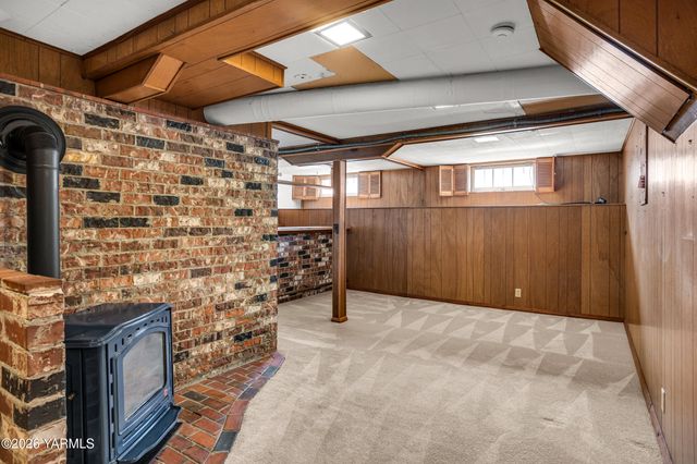 216 S 16th Ave, Yakima, WA 98902