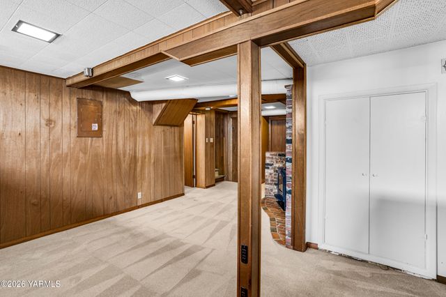 216 S 16th Ave, Yakima, WA 98902