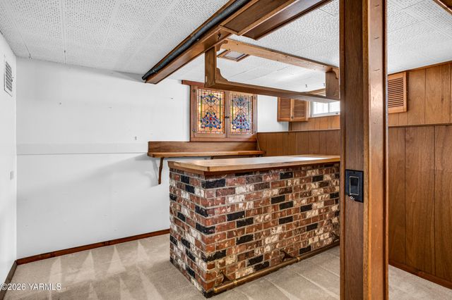 216 S 16th Ave, Yakima, WA 98902