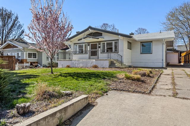 216 S 16th Ave, Yakima, WA 98902