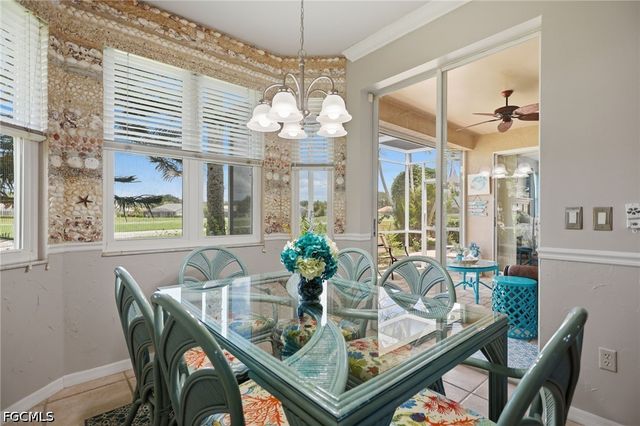 20700 Persimmon PL, Estero, FL 33928