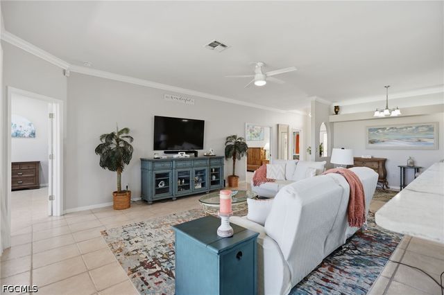 20700 Persimmon PL, Estero, FL 33928
