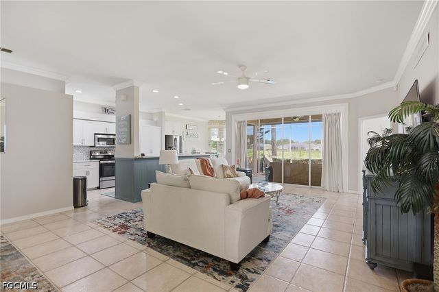 20700 Persimmon PL, Estero, FL 33928