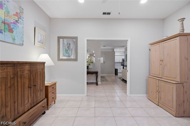 20700 Persimmon PL, Estero, FL 33928