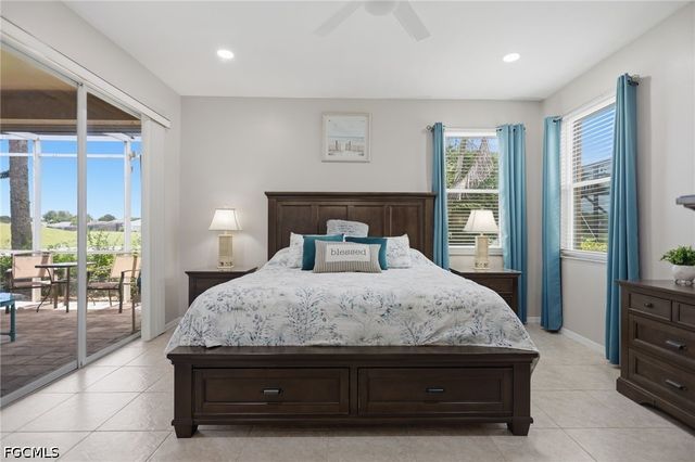 20700 Persimmon PL, Estero, FL 33928