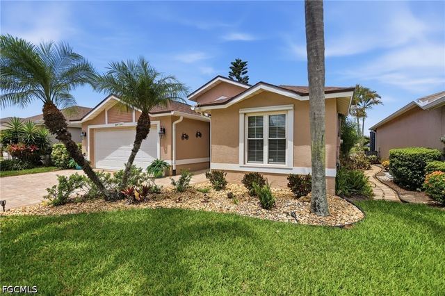 20700 Persimmon PL, Estero, FL 33928