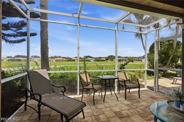 20700 Persimmon PL, Estero, FL 33928