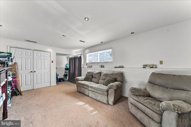 212 CHARRING CROSS DR, Dover, DE 19904