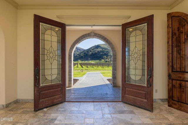 8669 Santa Rosa Road, Buellton, CA 93427